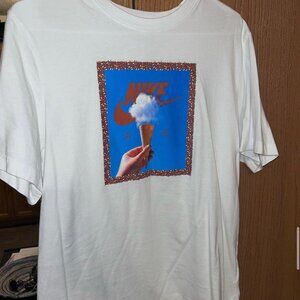 Nike Graphic Tshirt